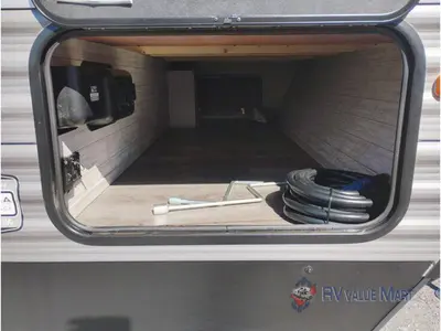 2026 Coachmen RV Catalina Summit Series 8 photo 13