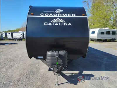 2026 Coachmen RV Catalina Summit Series 8 photo 3