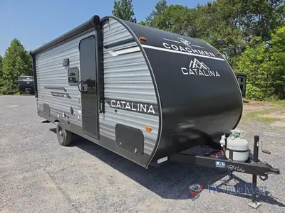 2026 Coachmen RV Catalina Summit Series 7 photo 2