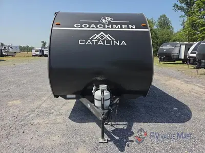 2026 Coachmen RV Catalina Summit Series 7 photo 3