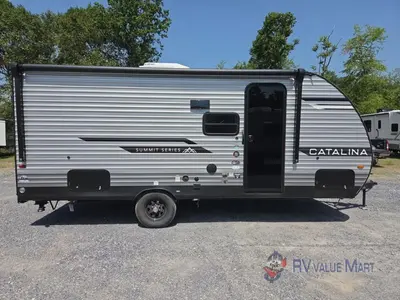 2026 Coachmen RV Catalina Summit Series 7 photo 9
