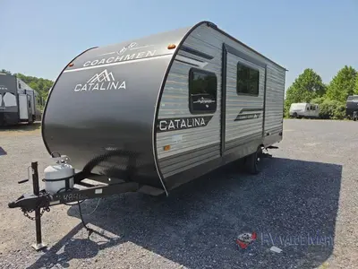 2026 Coachmen RV Catalina Summit Series 7 photo 4
