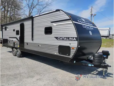 New 2026 Coachmen RV Catalina Legacy Edition 293TQBSCK
