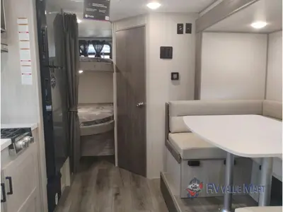 2026 Coachmen RV Catalina Summit Series 7 photo 16