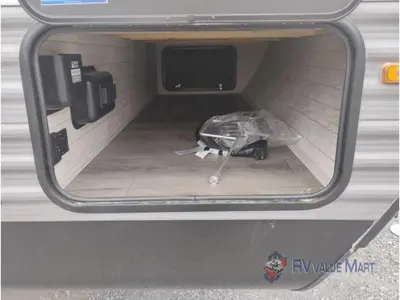 2026 Coachmen RV Catalina Summit Series 8 photo 10