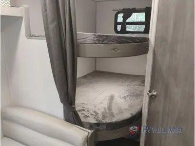 2026 Coachmen RV Catalina Summit Series 8 photo 23