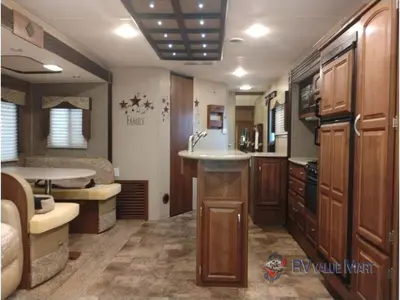 2016 Coachmen RV Freedom Express Liberty Edition photo 16
