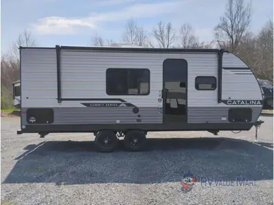 2026 Coachmen RV Catalina Summit Series 8 photo 9