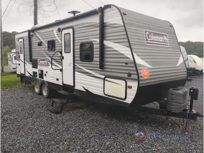 2018 Dutchmen RV Coleman Lantern Series photo 2
