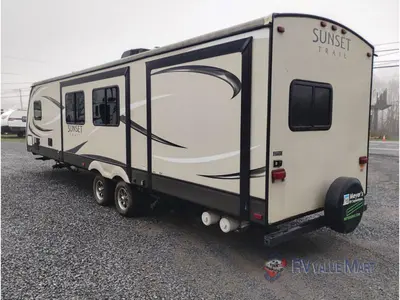 2016 CrossRoads RV Sunset Trail Super Lite photo 6
