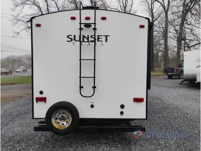 2019 CrossRoads RV Sunset Trail Super Lite2 photo 7