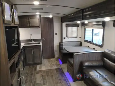 2019 CrossRoads RV Sunset Trail Super Lite2 photo 18