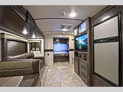 2019 CrossRoads RV Sunset Trail Super Lite2 photo 32