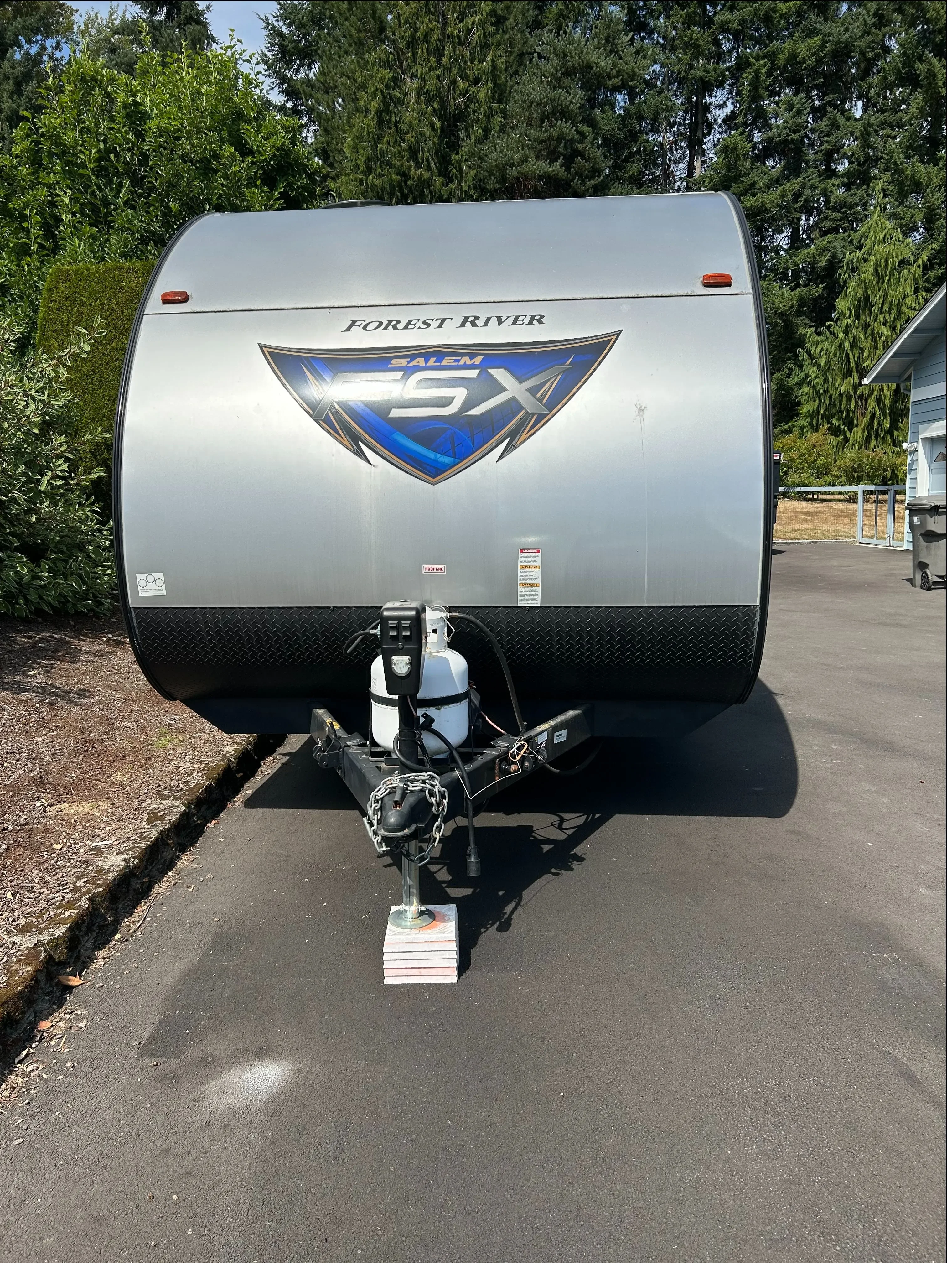 2019 FOREST RIVER SALEM FSX exterior