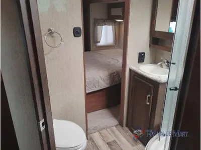 2017 Keystone RV Outback Ultra Lite photo 25