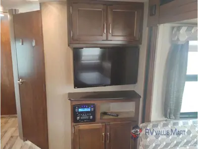 2017 Keystone RV Outback Ultra Lite photo 22