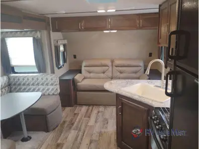 2017 Keystone RV Outback Ultra Lite photo 19