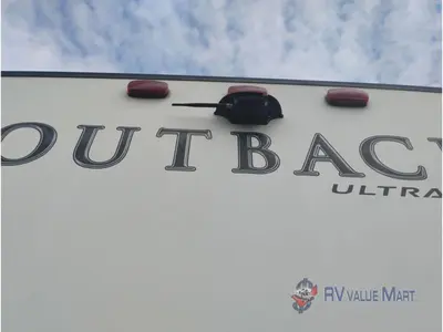 2017 Keystone RV Outback Ultra Lite photo 11