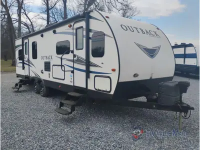 2017 Keystone RV Outback Ultra Lite photo 2