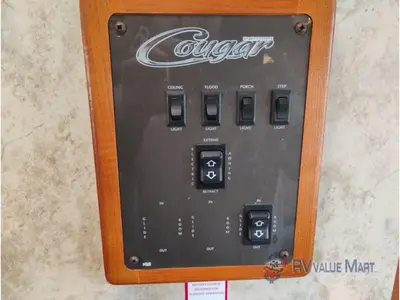 2013 Keystone RV Cougar X-Lite photo 17