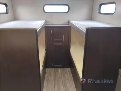 2017 Forest River RV Cherokee Grey Wolf photo 25