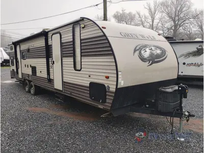 Used 2017 Forest River RV Cherokee Grey Wolf 29TE