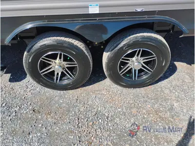 2026 Coachmen RV Catalina Legacy Edition photo 14