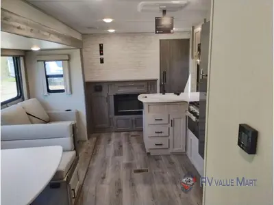 2026 Coachmen RV Catalina Legacy Edition photo 20