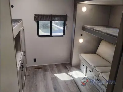 2026 Coachmen RV Catalina Legacy Edition photo 27
