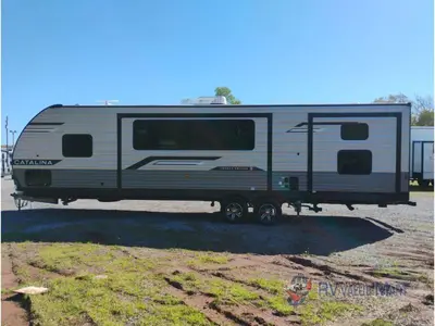 2026 Coachmen RV Catalina Legacy Edition photo 5
