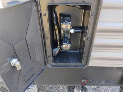 2026 Coachmen RV Catalina Legacy Edition photo 15