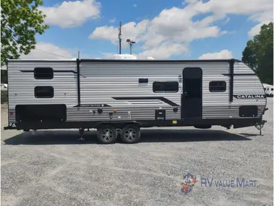2026 Coachmen RV Catalina Legacy Edition photo 9