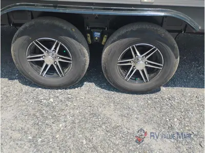 2026 Coachmen RV Catalina Legacy Edition photo 14