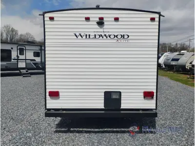 2019 Forest River RV Wildwood X-Lite photo 7