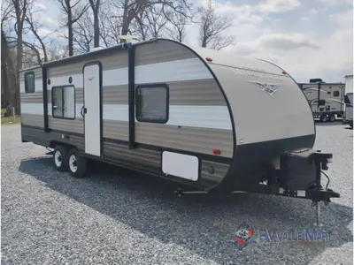 2019 Forest River RV Wildwood X-Lite photo 2