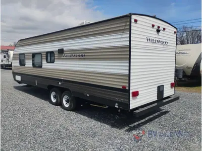 2019 Forest River RV Wildwood X-Lite photo 6
