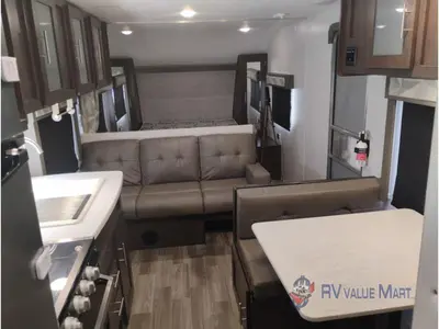 2019 Forest River RV Wildwood X-Lite photo 18