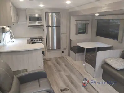 2022 Coachmen RV Catalina Legacy photo 18