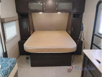 2019 Dutchmen RV Kodiak Cub photo 19