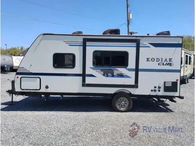 2019 Dutchmen RV Kodiak Cub photo 5