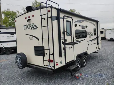 2017 Forest River RV Flagstaff Micro Lite photo 8