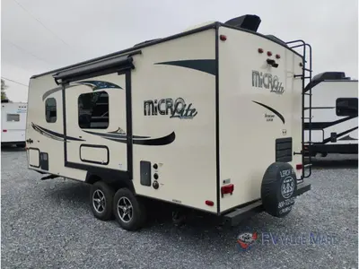 2017 Forest River RV Flagstaff Micro Lite photo 6