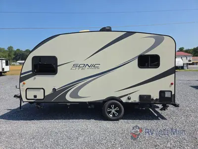 2018 Venture RV Sonic Lite photo 5