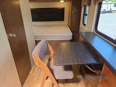 2018 Venture RV Sonic Lite photo 17