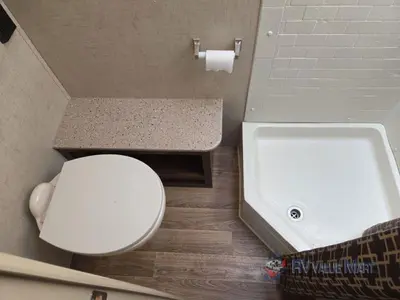 2018 Venture RV Sonic Lite photo 24