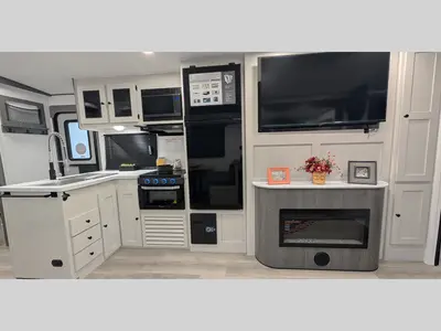 2026 Coachmen RV Northern Spirit Ultra Lite photo 6