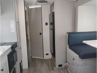 2025 Coachmen RV Apex Nano photo 18