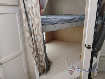 2011 Sunset RV EZ Traveler photo 21