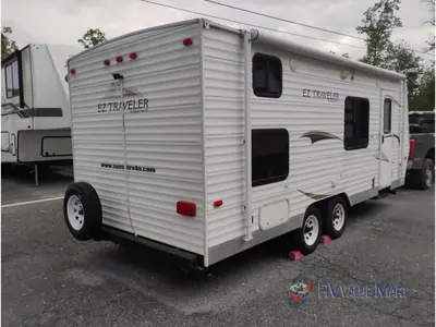 2011 Sunset RV EZ Traveler photo 8