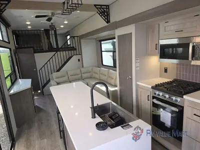 2026 Coachmen RV Catalina Destination Series photo 2